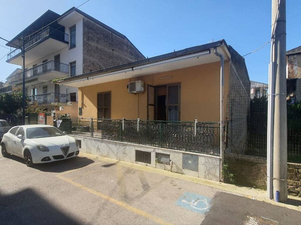 Villa a Curti in Via Alcide De Gasperi - Foto 2