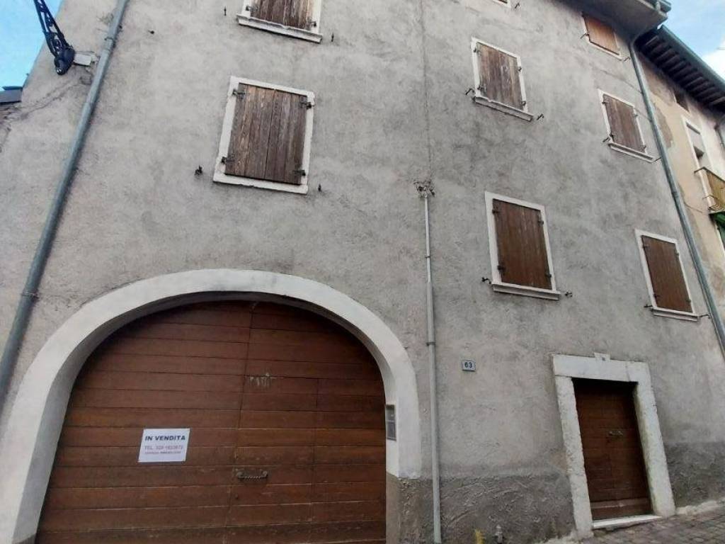 Casa indipendente a Dolcè in Via Monte Corno, 63 - Foto 2