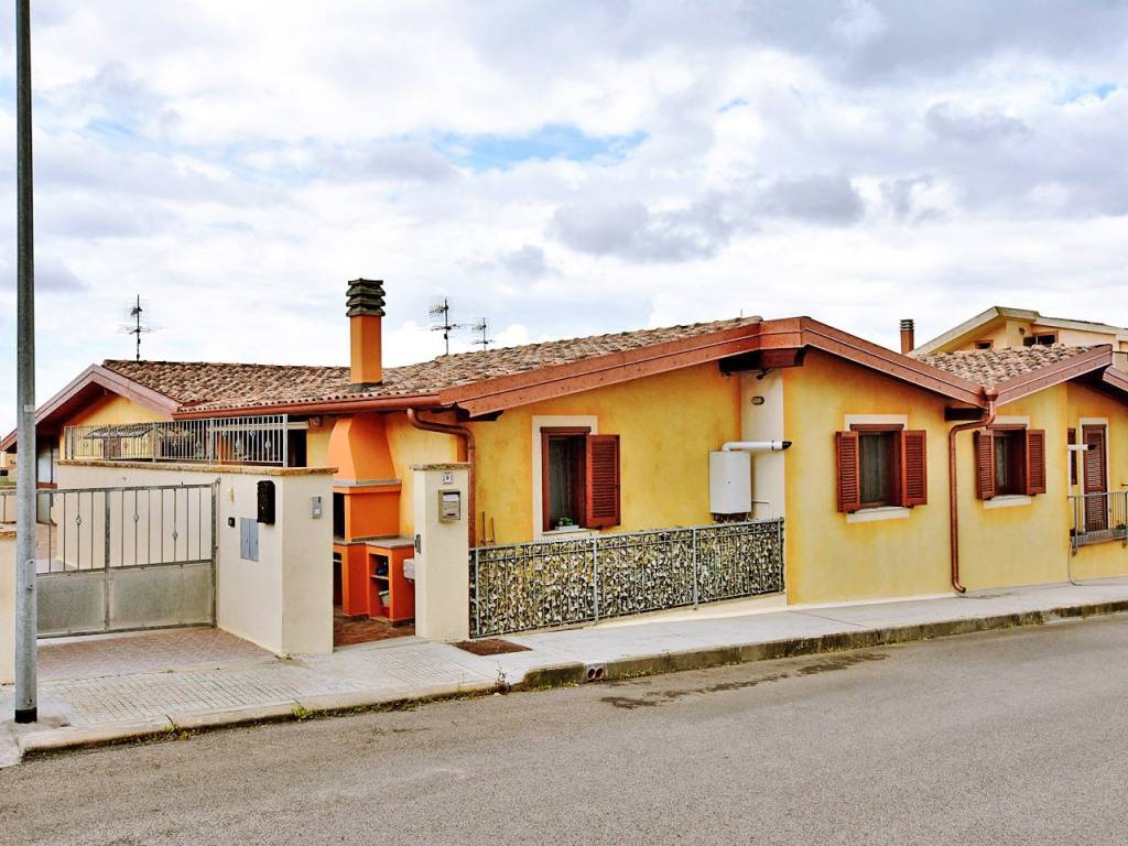 Appartamento a Sennori in Via E. Treves, 11 - Foto 2