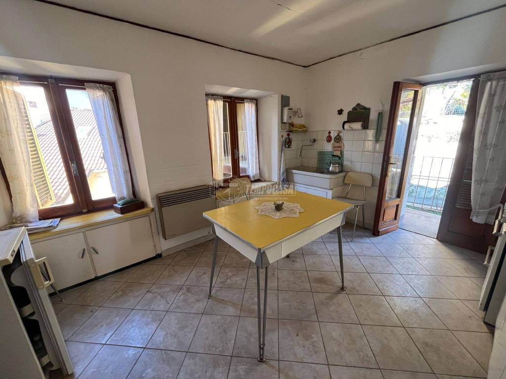 Casa indipendente a Pont-canavese in Via Circonvallazione Nord - Foto 3
