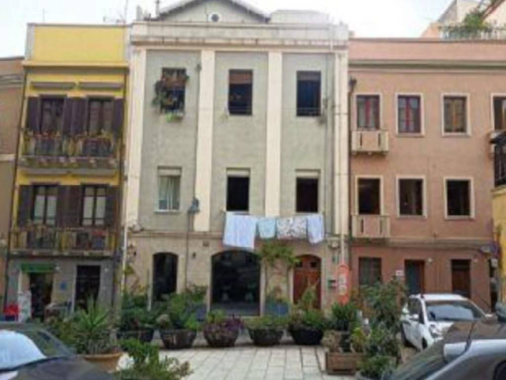 Immobile a Cagliari in Via Sulis, N. 71-73 - Foto 2