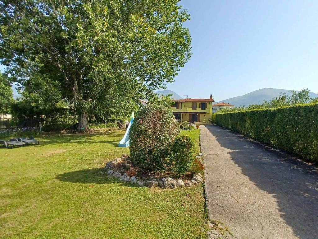 Villa a Fondi in Via Lagurio - Foto 3
