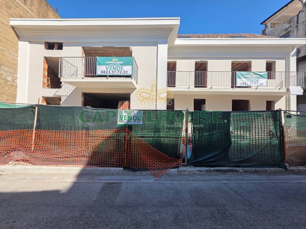 Appartamento a Caserta in Via Michele Camusso - Foto 2