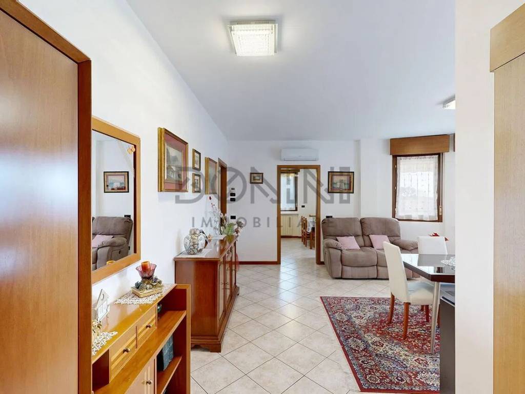 Appartamento a Tradate in Via Chiesa Damiano, 6 - Foto 3