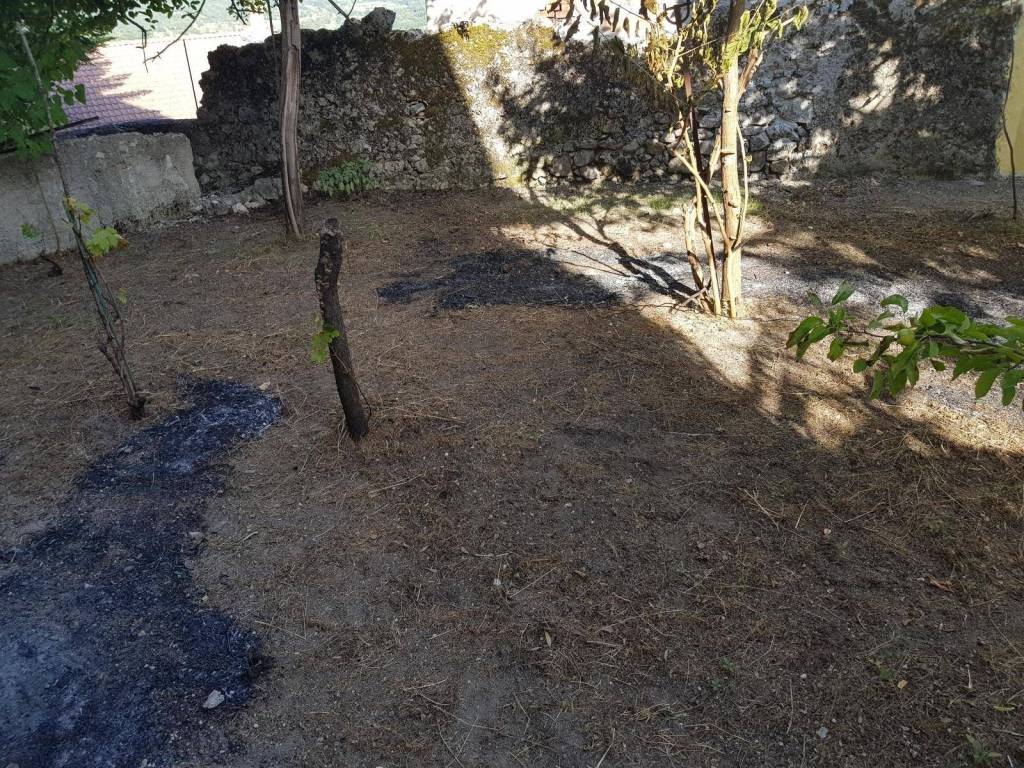 Casa indipendente a Montella in via Domenico Ciociola, 71 - Foto 4