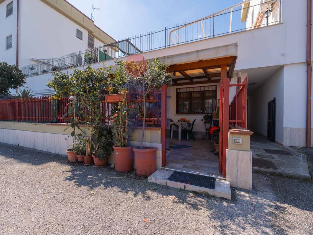 Appartamento a Latina in Via della Viola, 15 - Foto 2