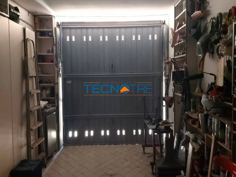 Box / garage a Martinsicuro in Via Dante Alighieri, 8 - Foto 3