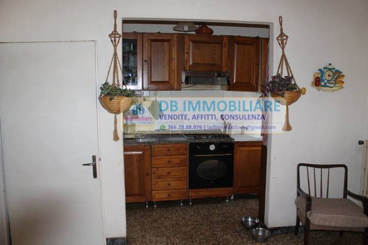 Villa a Montevarchi in Via Po, 22 - Foto 3