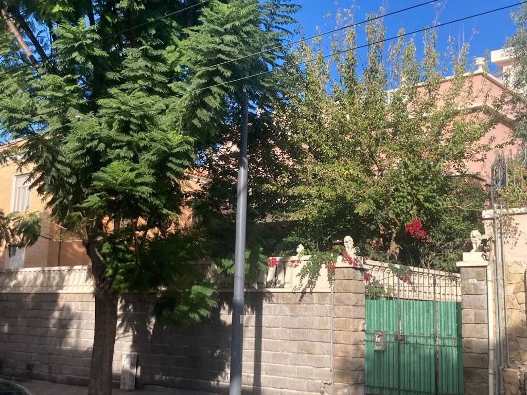 Villa a Cagliari in Via Milano - Foto 2