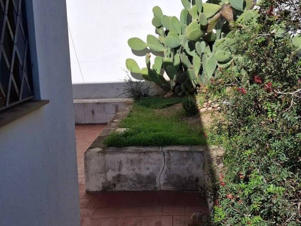 Villa a Quartu sant'elena in Strada Comunale Is Meris - Foto 4