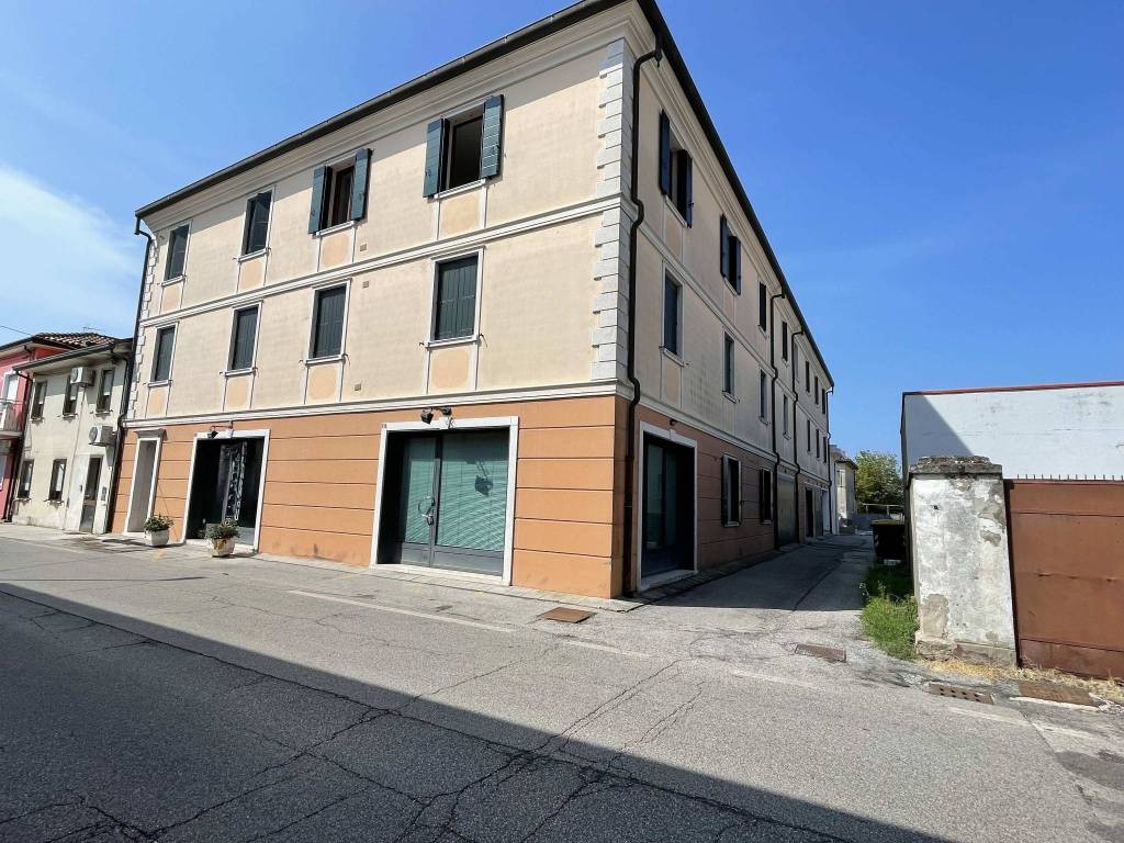 Appartamento a Porto viro in Via 4 Novembre - Foto 2