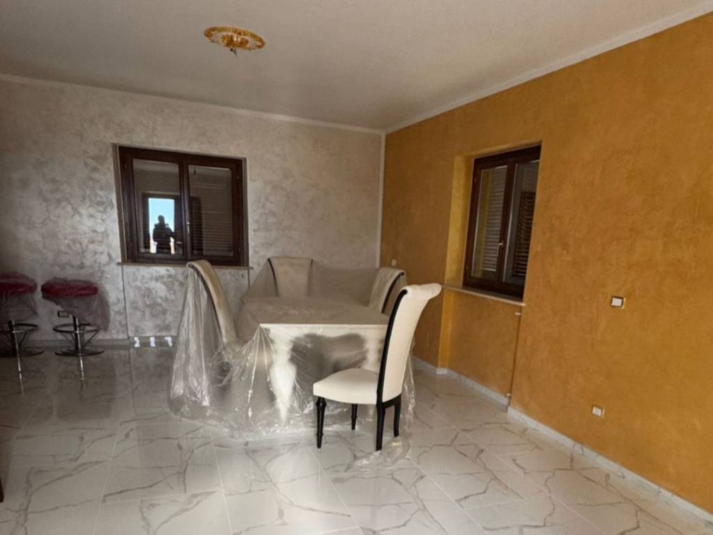 Villa a Avezzano in Via Elia Micangeli - Foto 2