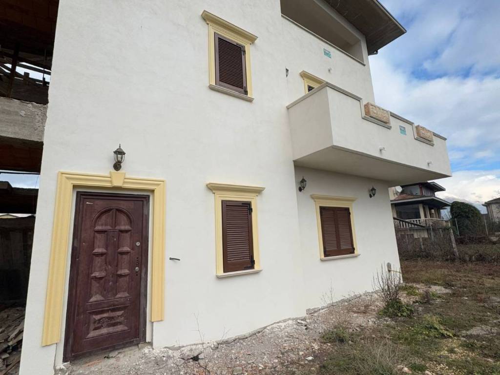Villa a Avezzano in Via Elia Micangeli - Foto 5