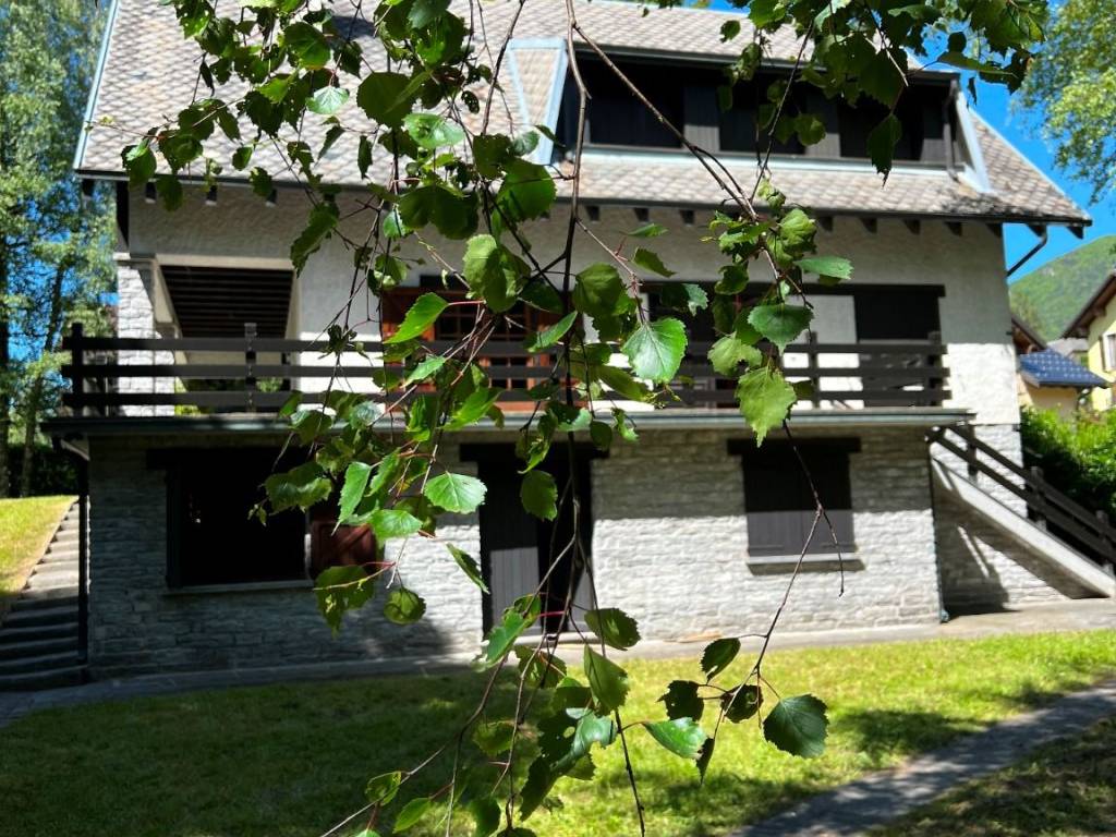Villa a Santa maria maggiore in Via Melezzo, 9 - Foto 2