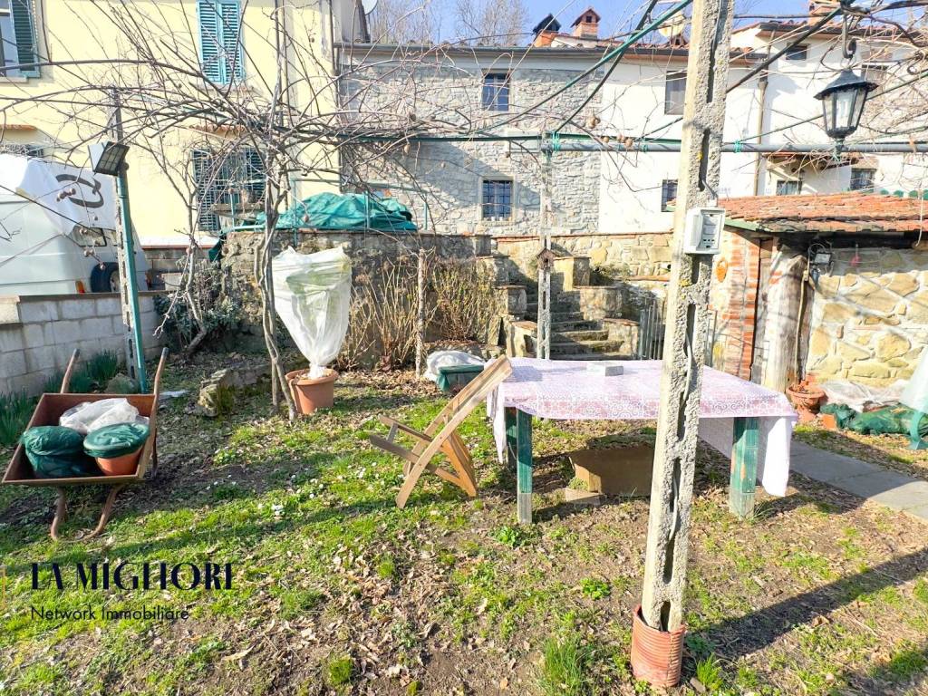 Casa indipendente a Pistoia in Via di Pallareccio, 11 - Foto 3