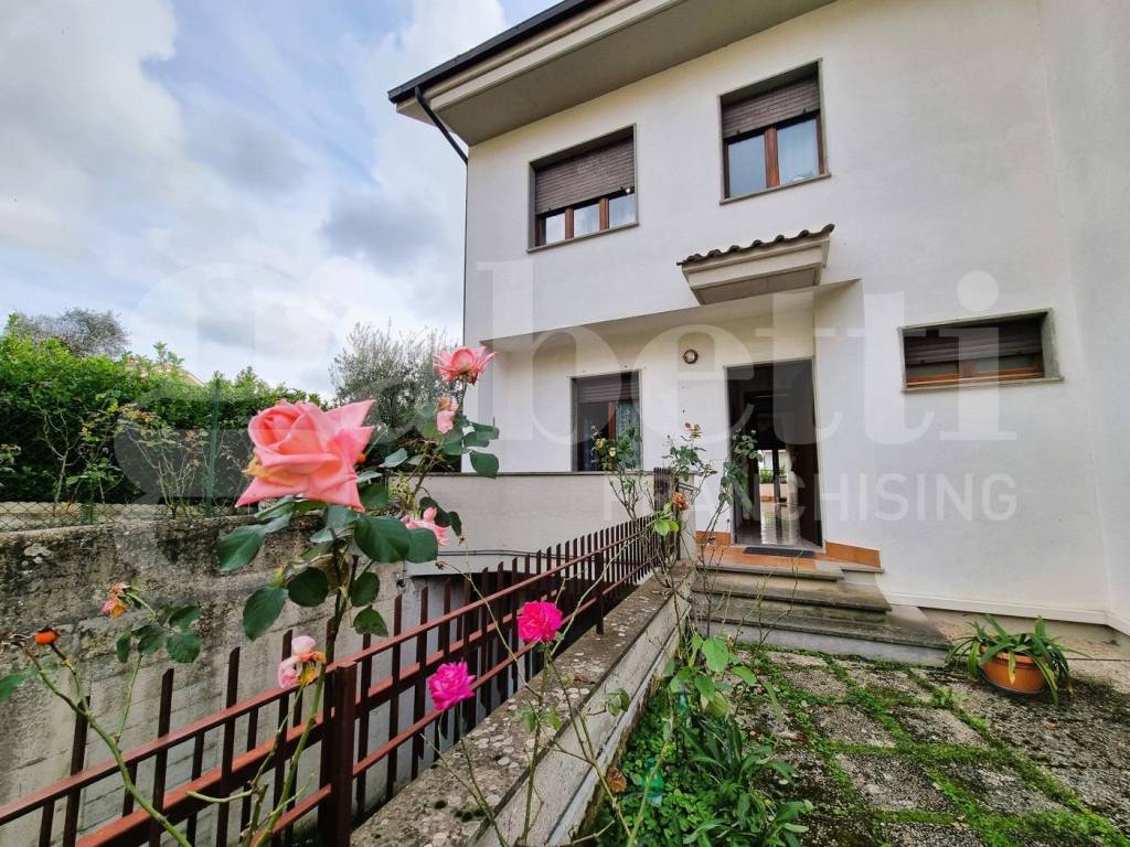 Villetta a schiera a Forano in Via della Croce, 17 - Foto 4