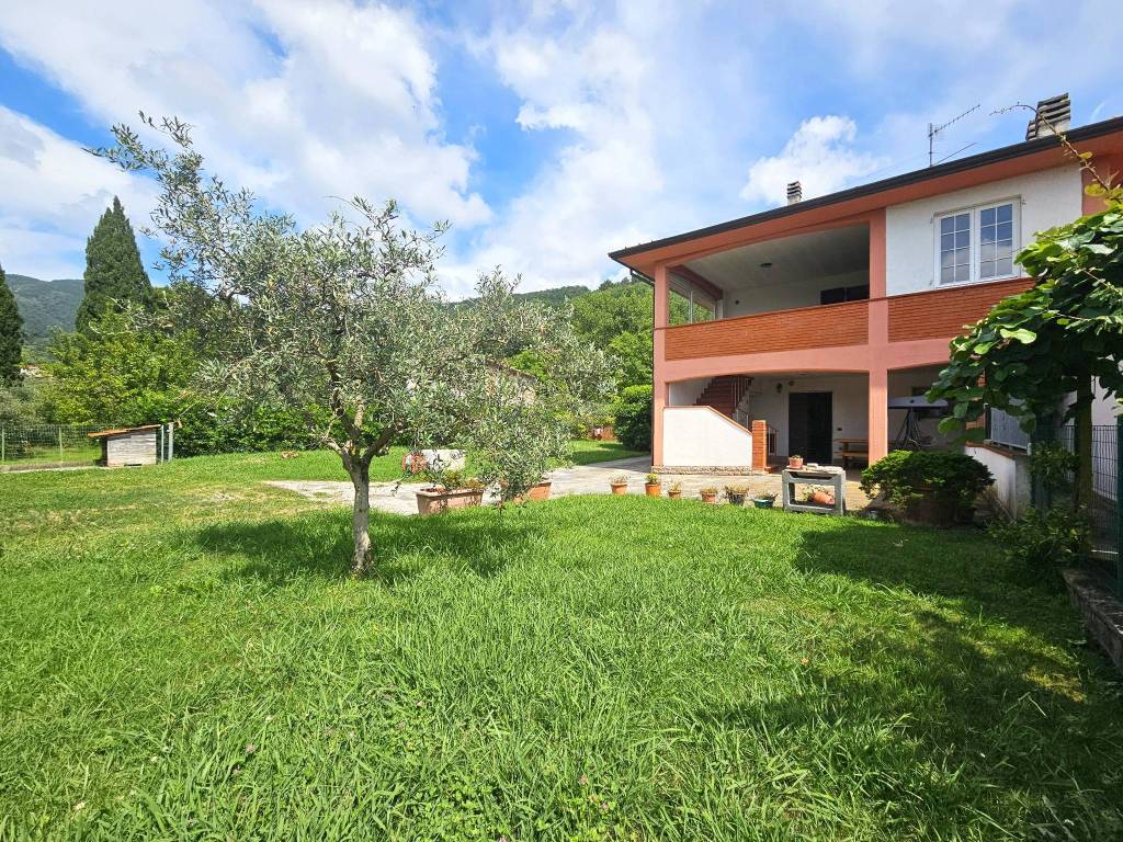 Villa a Castelnuovo magra in Via Caprignano - Foto 2