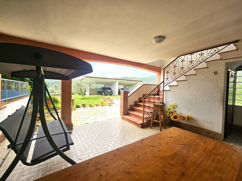 Villa a Castelnuovo magra in Via Caprignano - Foto 4