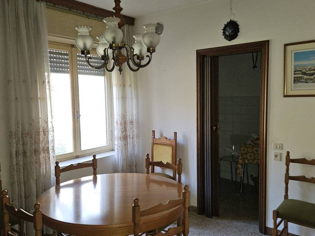 Casa indipendente a Serle in VIA RONCO, 12 - Foto 4