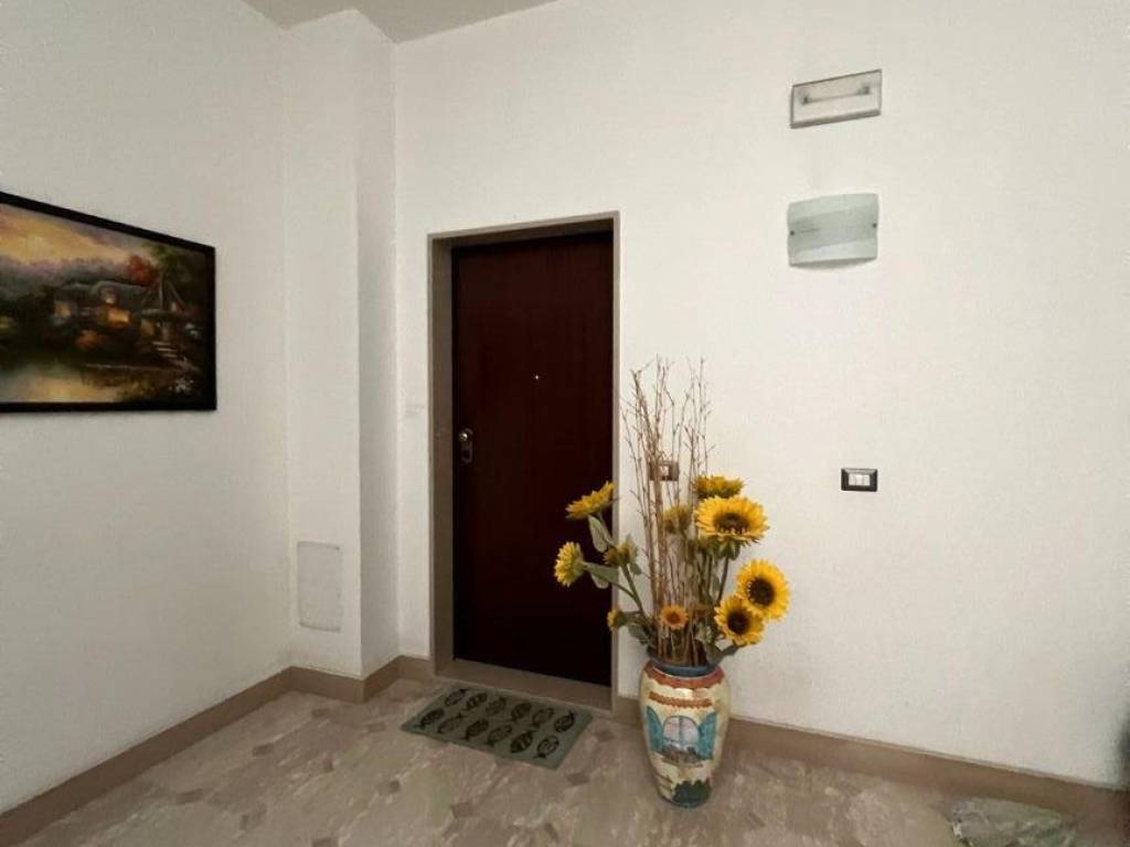 Appartamento a Giovinazzo in Via Luigi Settembrini - Foto 5