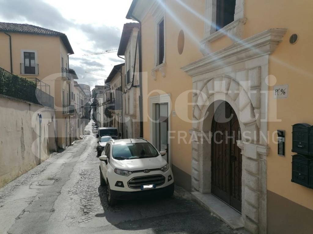 Appartamento a L'aquila in via Buccio di Ranallo, 96 - Foto 5