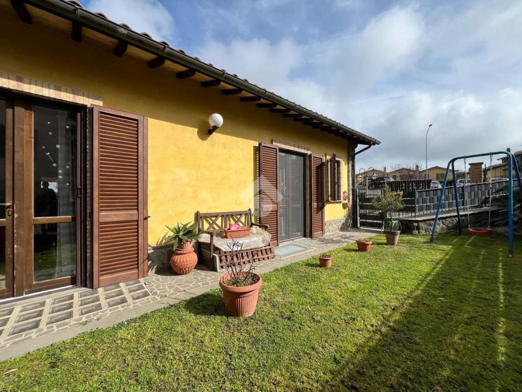 Villa a Porano in Via Alessandro Manzoni, 19 - Foto 3