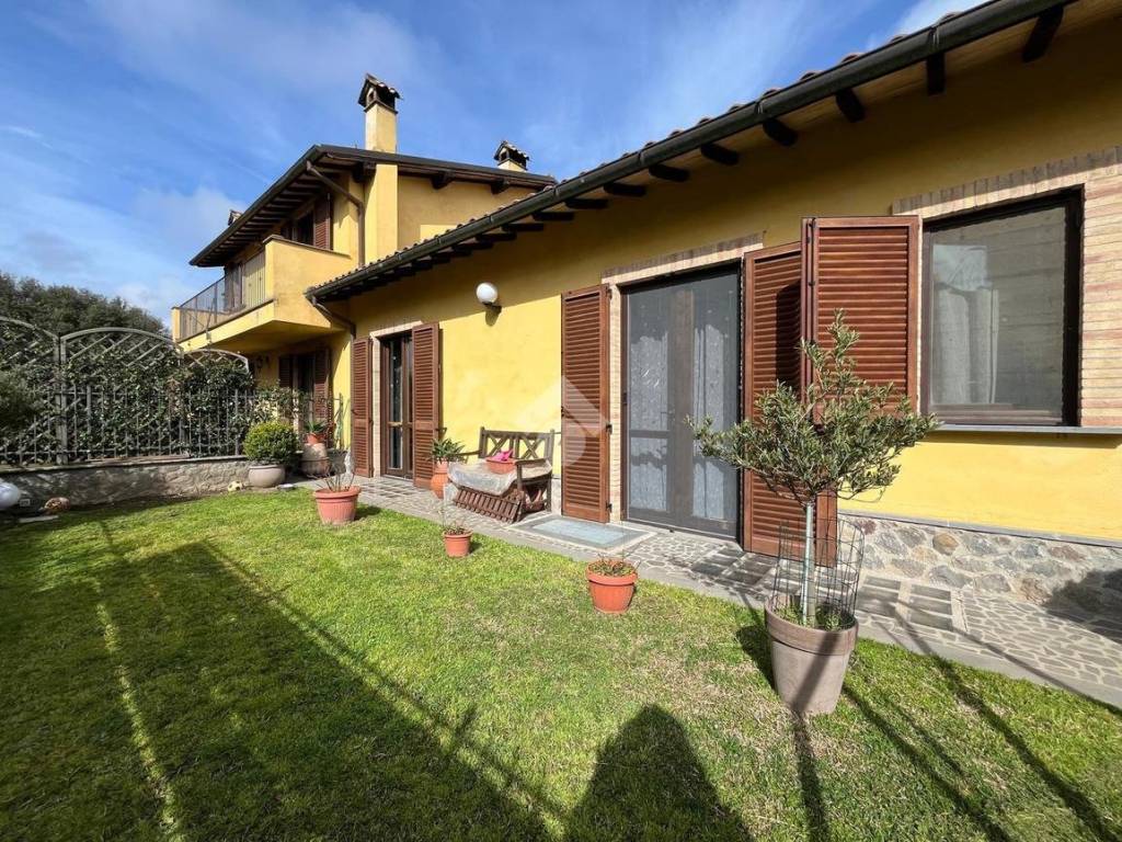 Villa a Porano in Via Alessandro Manzoni, 19 - Foto 4