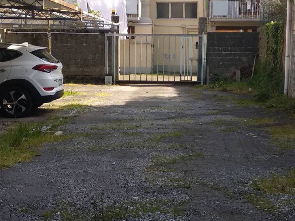 Box / garage a Pistoia in Via Dalmazia - Foto 2