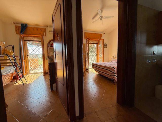 Villa a Sabaudia in Viale delle Peonie - Foto 4
