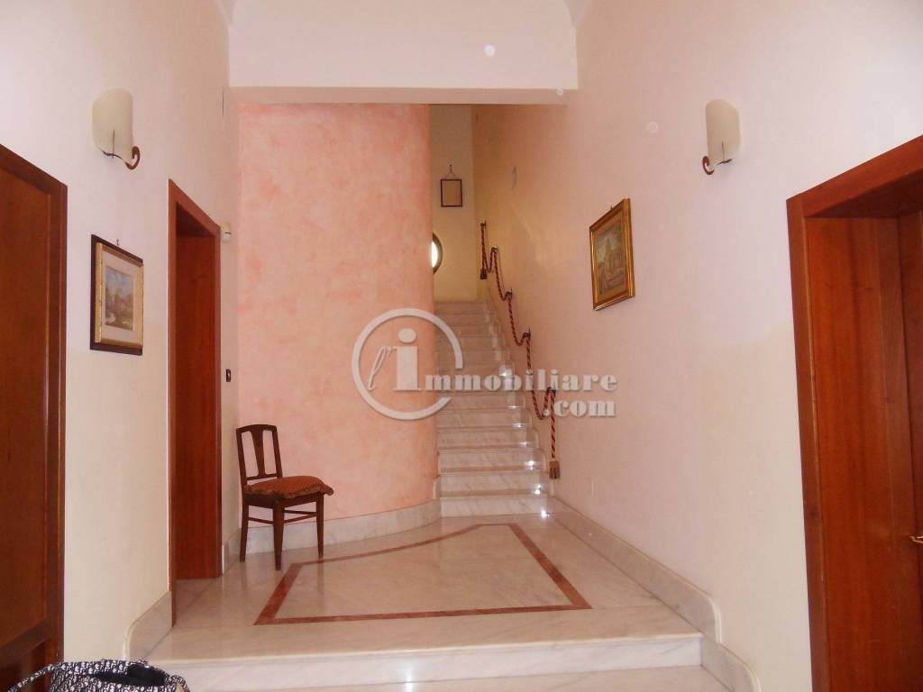 Palazzo / stabile a Brindisi in Via Alessandro Manzoni, 14 - Foto 3