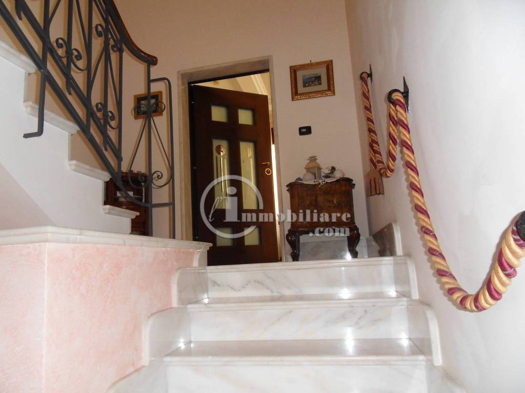 Palazzo / stabile a Brindisi in Via Alessandro Manzoni, 14 - Foto 5
