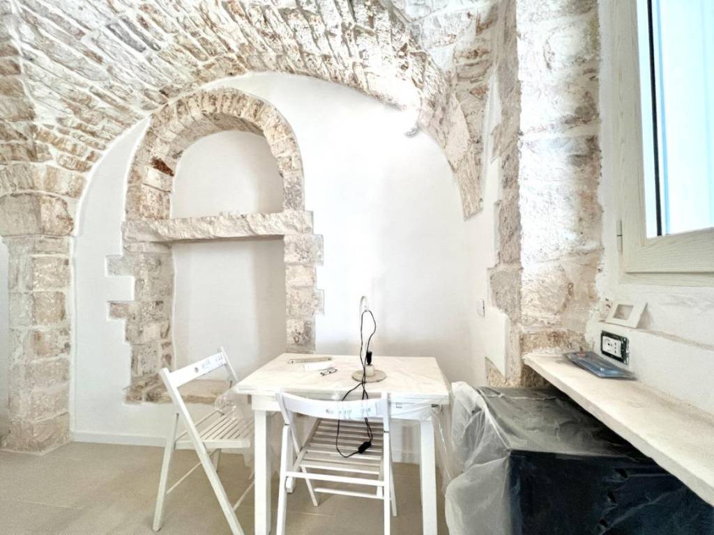 Casa indipendente a Ceglie messapica in Via Forno del Duca, 33 - Foto 4