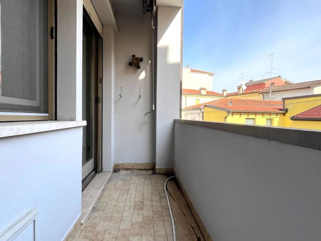 Appartamento a Isola della scala in Via Giuseppe Garibaldi - Foto 4