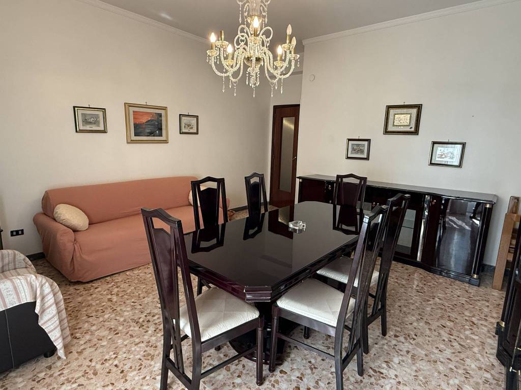 Appartamento a Taranto in Via Campania, 14 - Foto 2