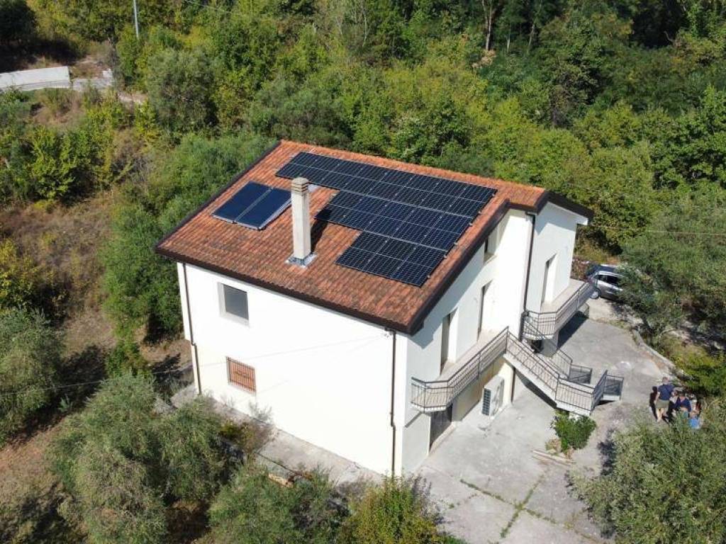 Casa indipendente a Montemarano in C/da Trespatino - Foto 3
