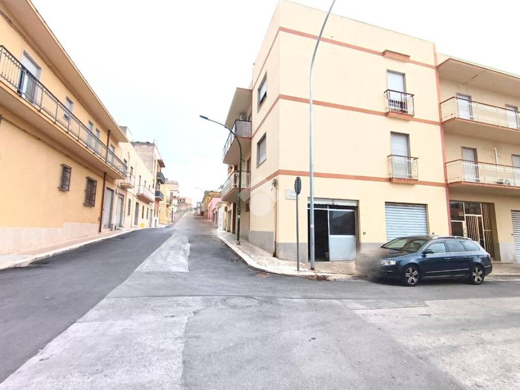Box / garage a Erice in Via Tiziano Vecellio, 52 - Foto 3