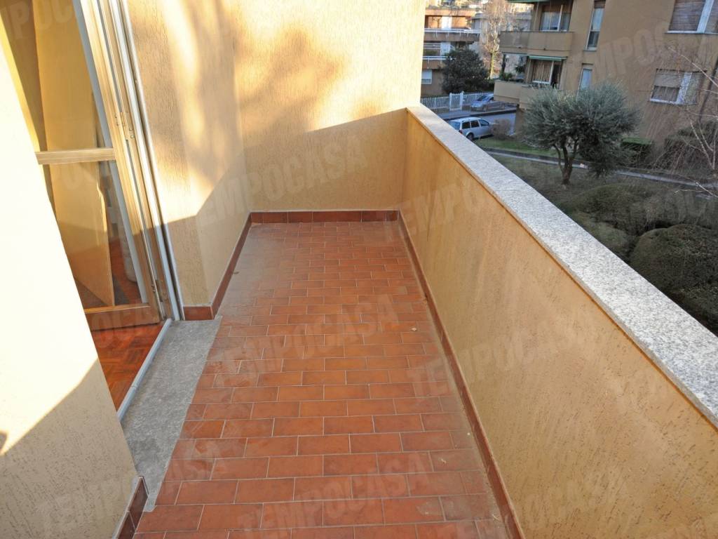 Appartamento a Lipomo in Via Camponuovo 106//7 - Foto 5
