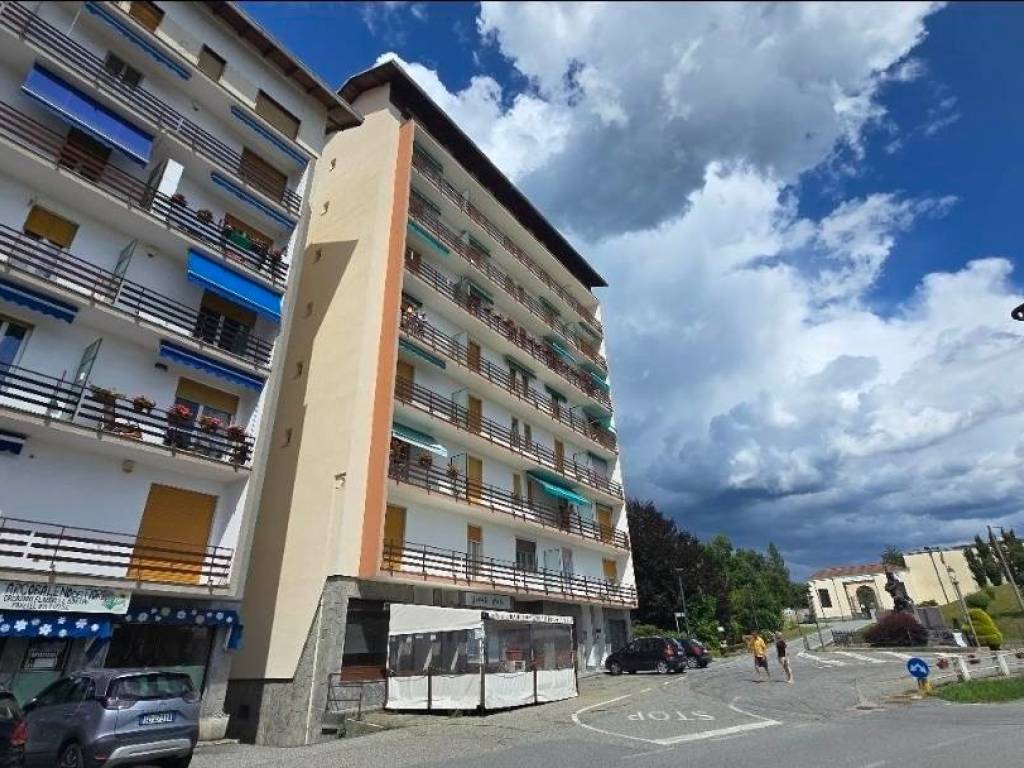 Appartamento a Valdilana in Piazza Chiesa, 34 - Foto 2