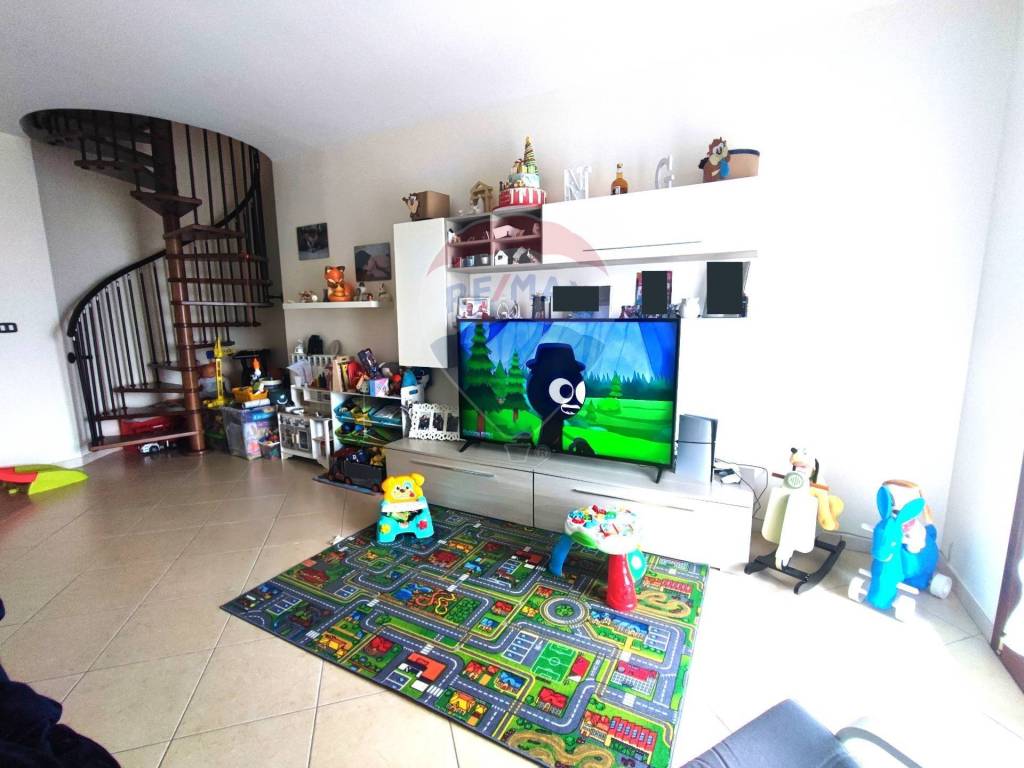 Appartamento a Sparanise in Via Guglielmo Stendardo, 3 - Foto 2