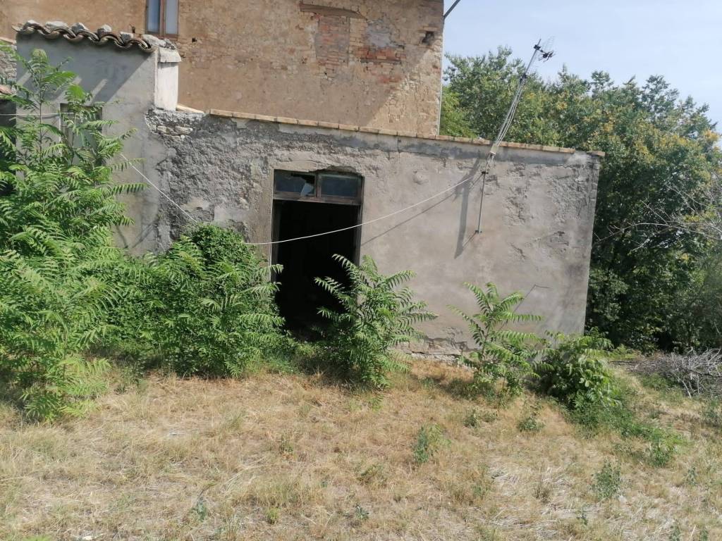 Rustico / casale a Vicoli - Foto 3