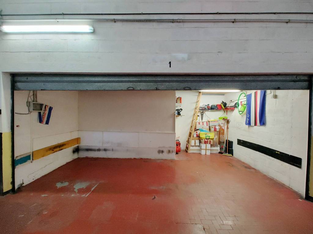 Box / garage a Genova in Via Bartolomeo Carrea - Foto 4