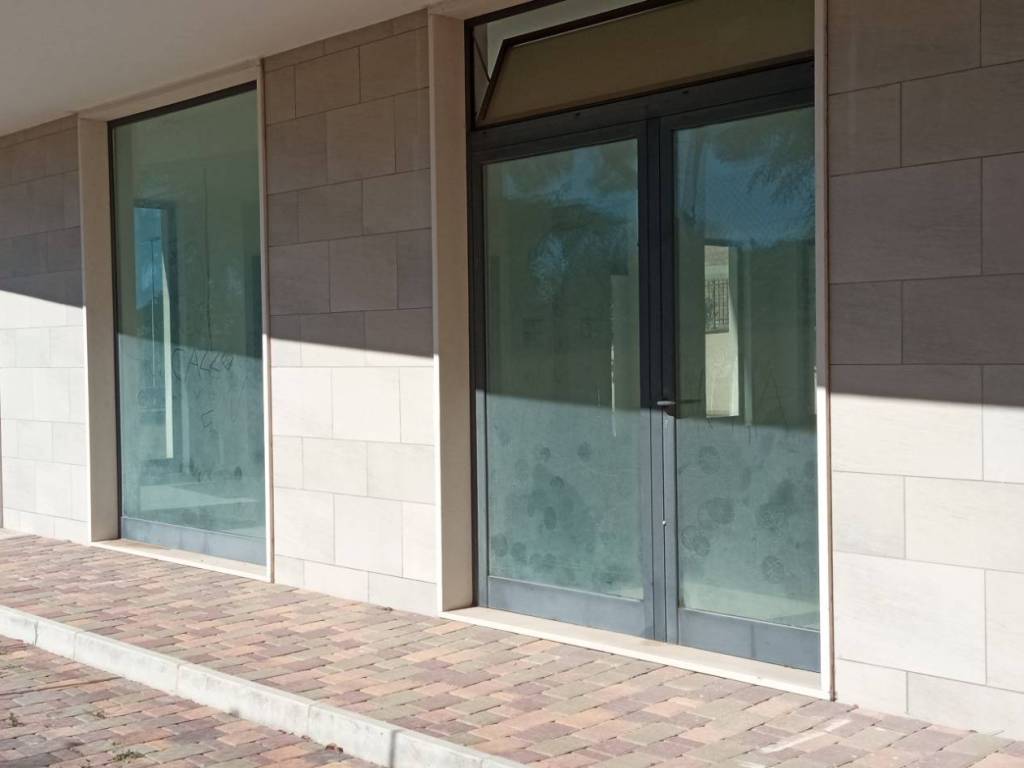 Immobile a Corropoli in Viale Gran Sasso - Foto 3