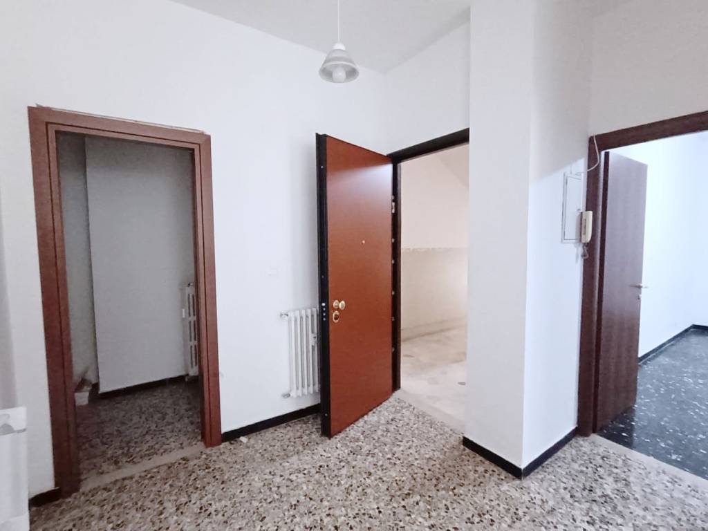 Appartamento a Asti in Via Secondo Arò - Foto 4