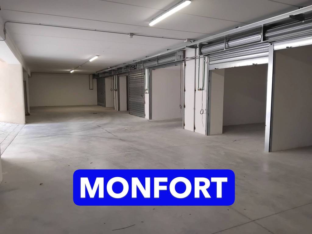 Loft / open space a Ventimiglia in Lungomare Trento Trieste - Foto 4
