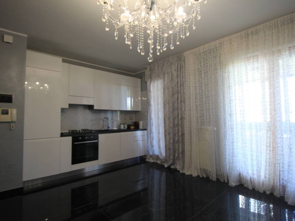 Appartamento a Montesilvano in Via Nilo, 22 - Foto 2