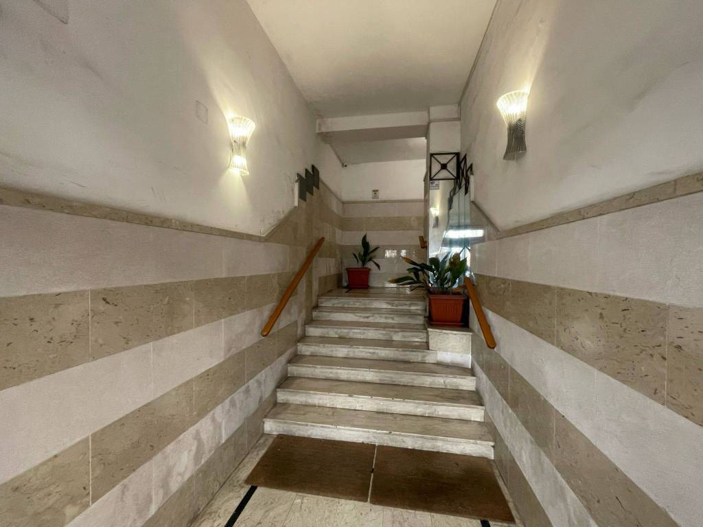 Appartamento a Taranto in Via Principe Amedeo, 60 - Foto 2