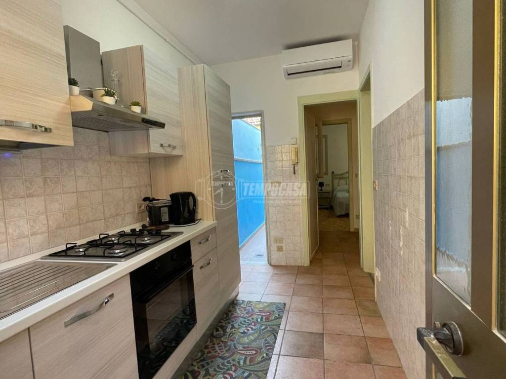 Appartamento a Viareggio in Via Vittorio Veneto, 38 - Foto 2