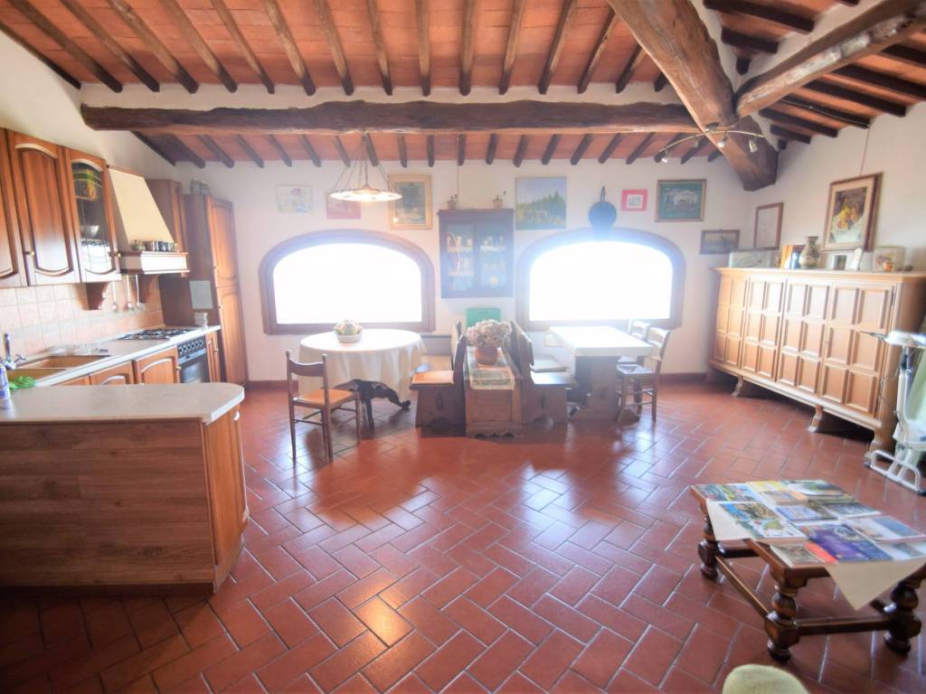 Villa a Uzzano in Via Giuseppe Verdi - Foto 2