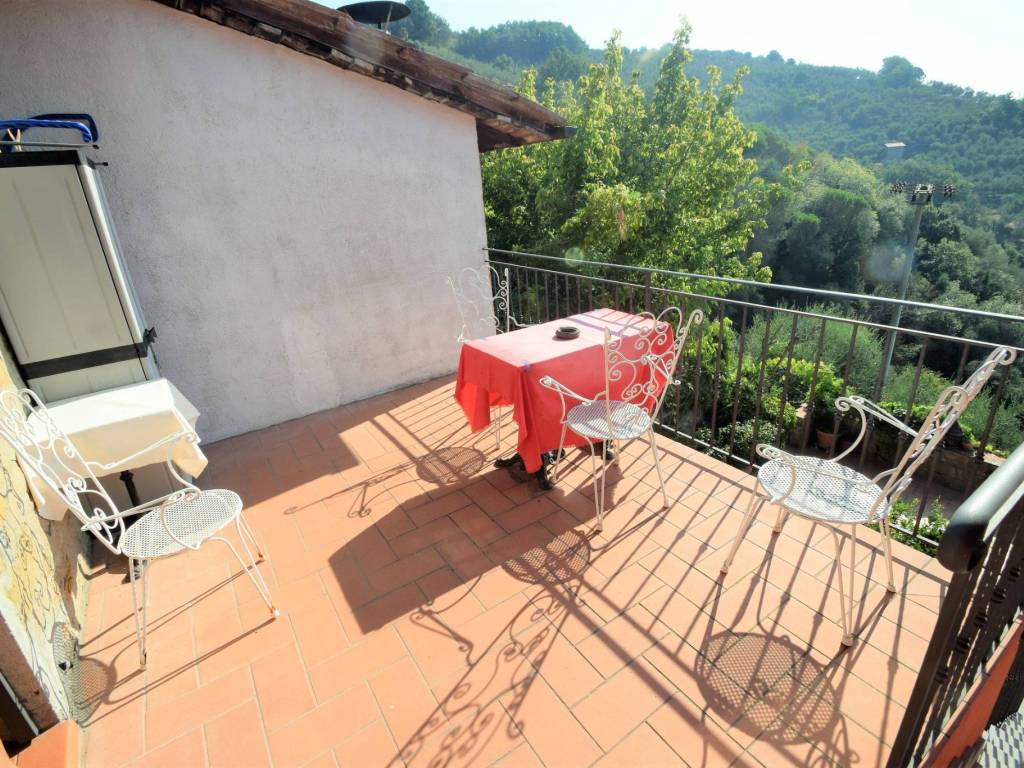 Villa a Uzzano in Via Giuseppe Verdi - Foto 5