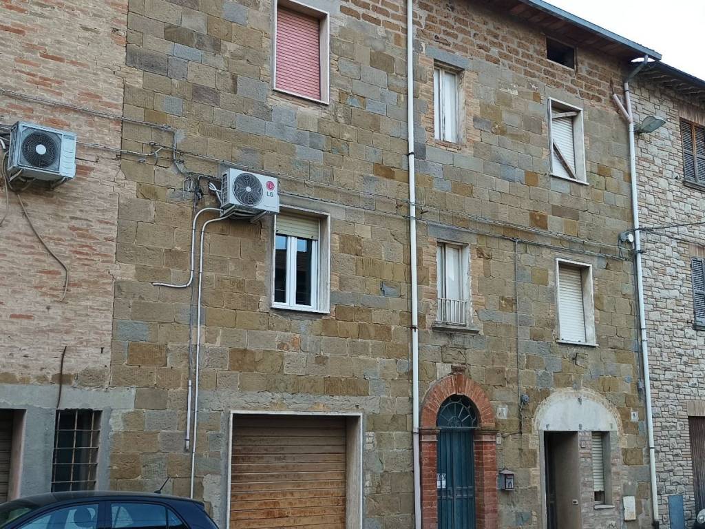 Casa indipendente a Assisi in Via Adelmo Canini - Foto 2
